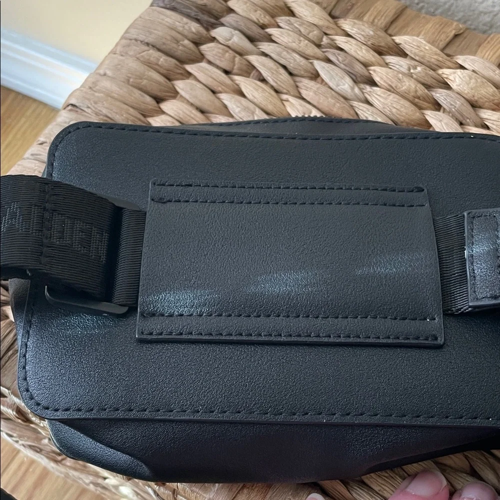 Steve Madden Women's Fanny Pack / Crossbody Bag
